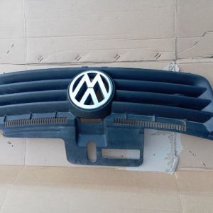 VW POLO_Hűtőrács_MCK0521