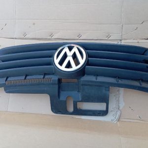 VW POLO_Hűtőrács_MCK0524